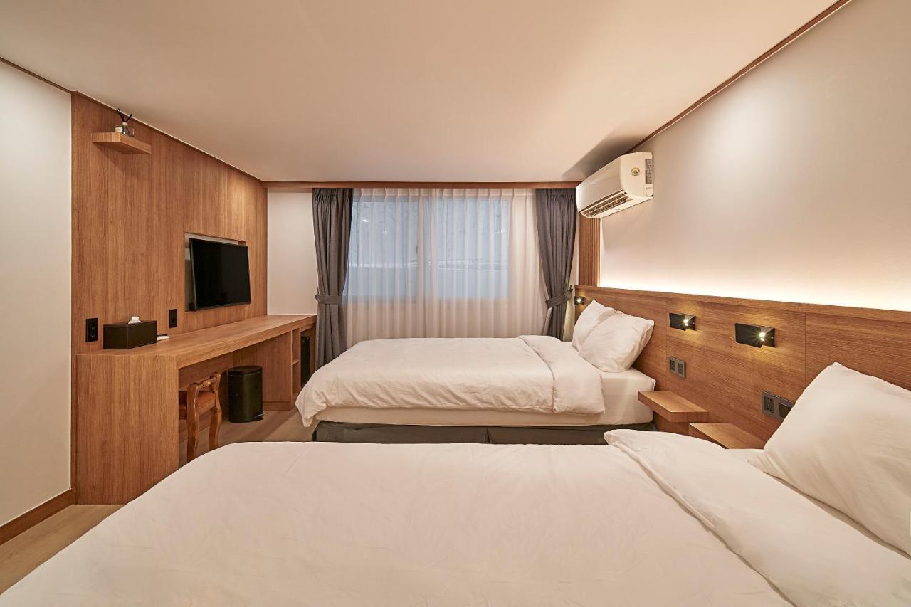 Hotel Monday Cracker Hongdae Seul Esterno foto